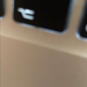 Meet your Posher, Alicia